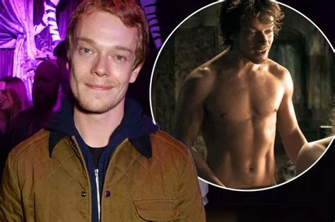 Game of Thrones Alfie Allen reveals naked scenes ...